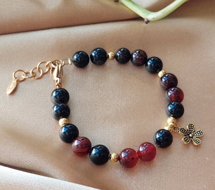 دستبند عقیق، دستبند سنگی، سنگ عقیق